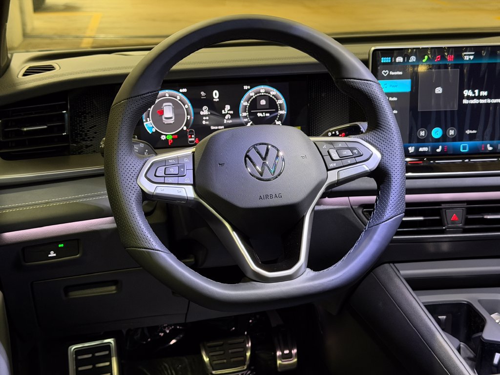 New 2026 Volkswagen Tiguan SE R-Line AWD/4WD image 14