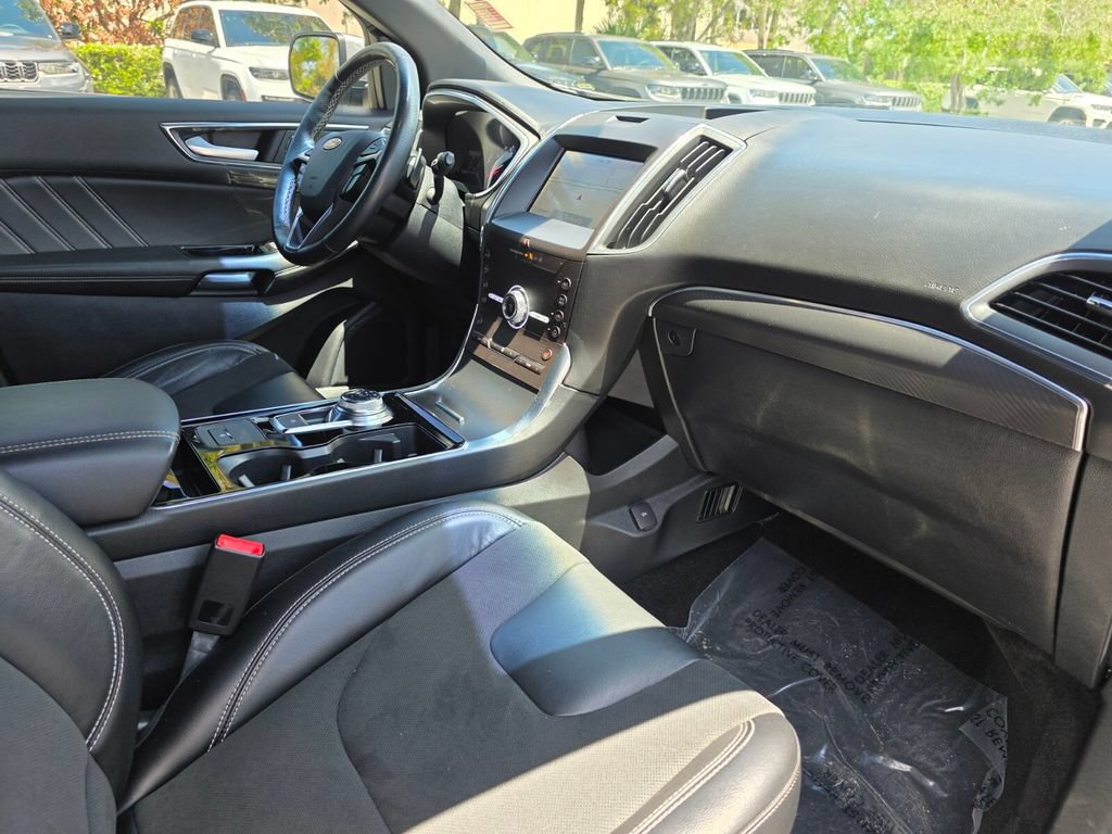 Used 2020 Ford Edge ST AWD/4WD image 9