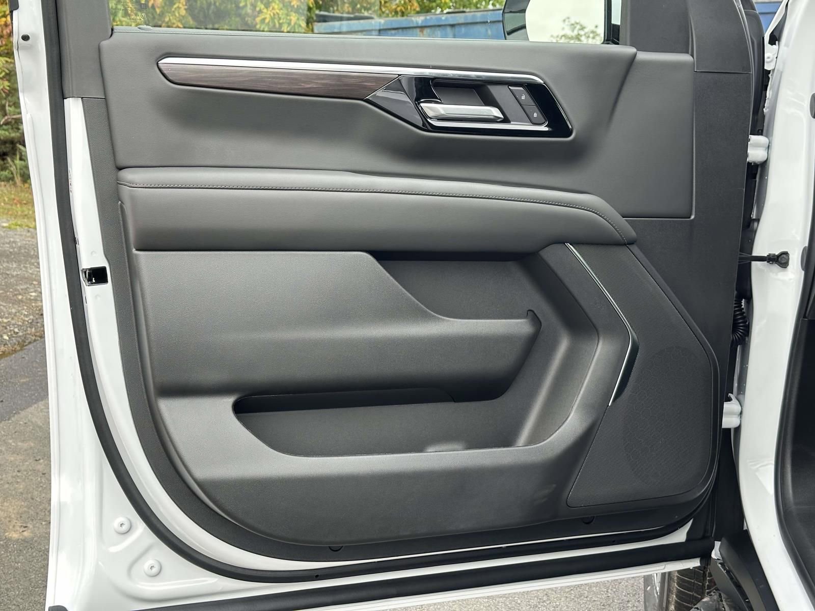 New 2026 Chevrolet Tahoe LS image 18