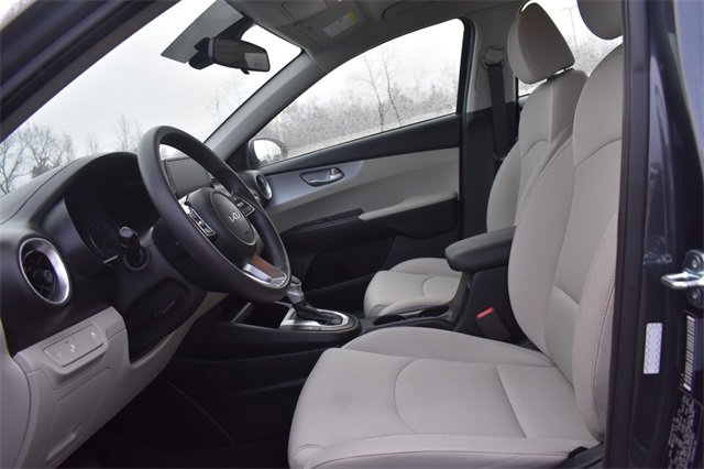 Certified 2023 Kia Forte LXS w/ LXS Technology Package image 19