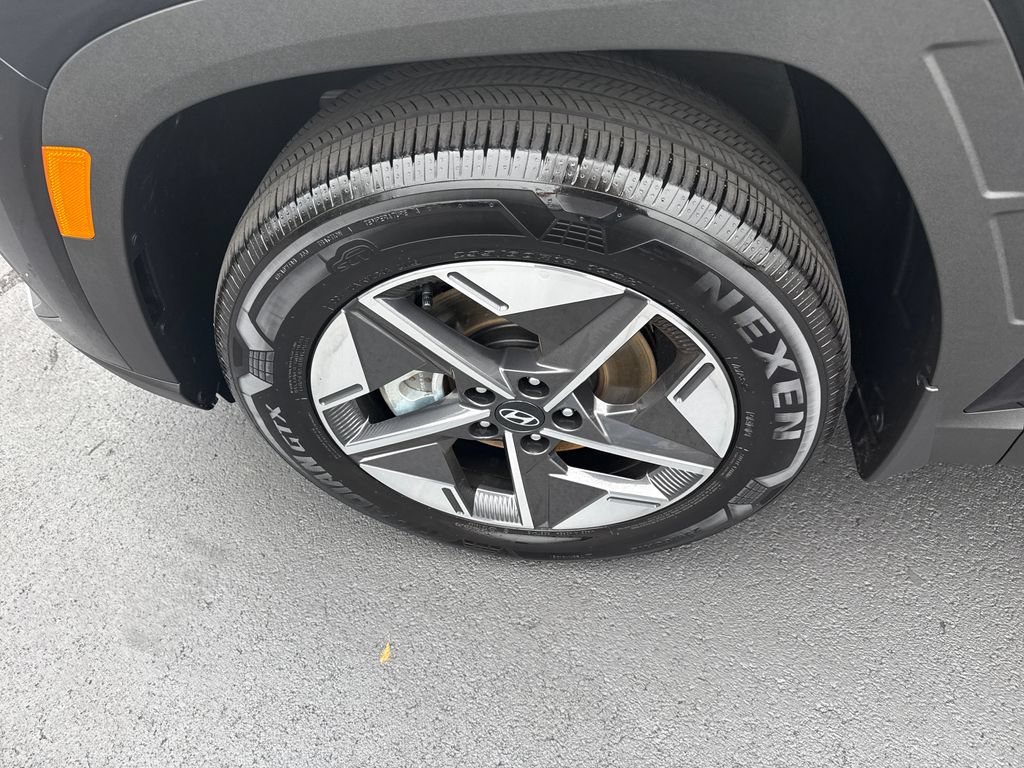 Certified 2025 Hyundai Tucson SEL AWD/4WD image 37