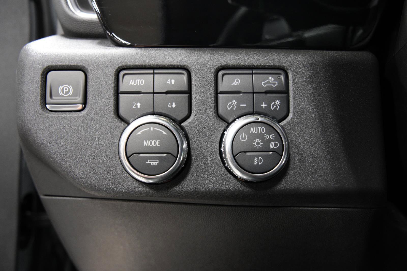 New 2025 GMC Sierra 1500 Elevation image 27