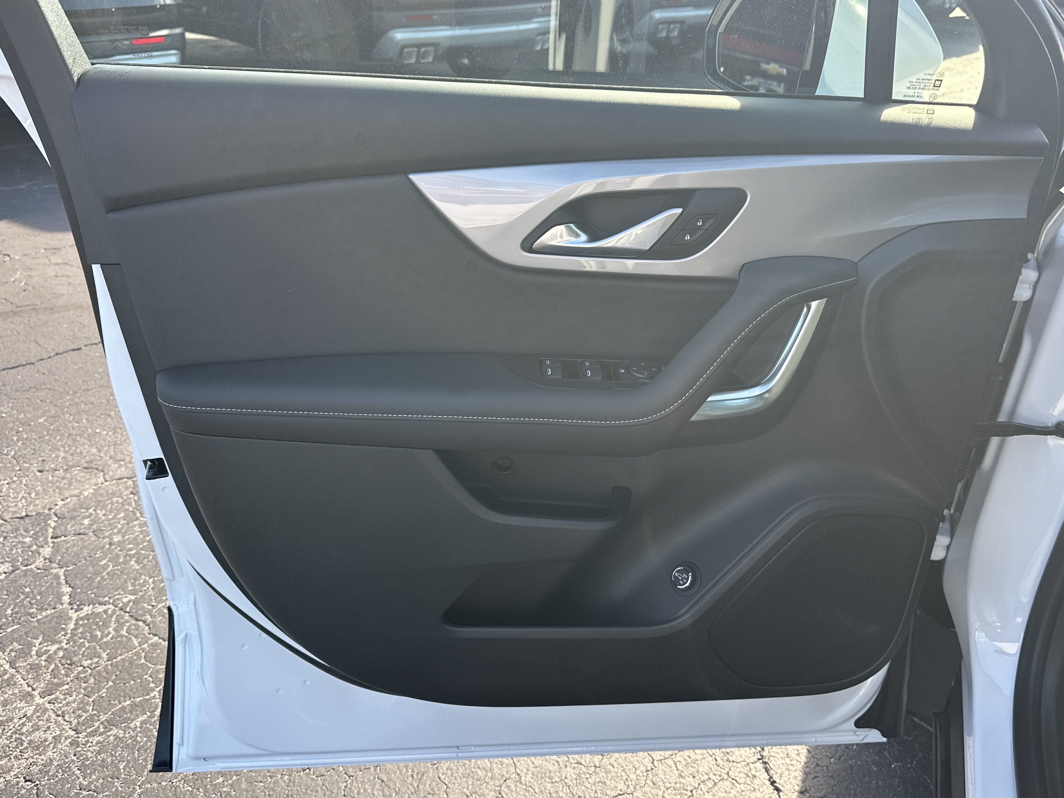 New 2026 Chevrolet Blazer LT w/ Convenience Package FWD image 12