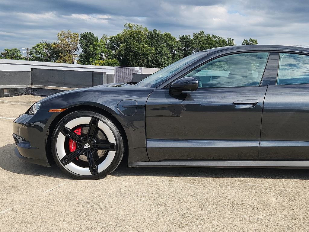 Certified 2025 Porsche Taycan 4S image 6