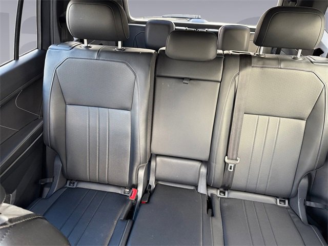 Used 2023 Volkswagen Tiguan SE R-Line image 16