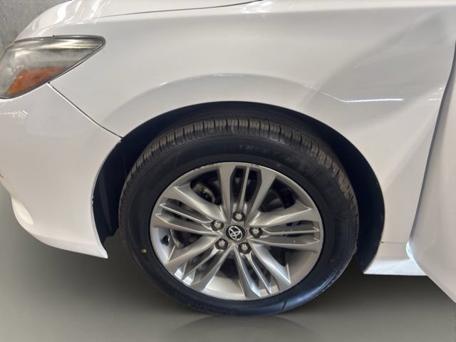 Used 2017 Toyota Camry SE FWD image 14