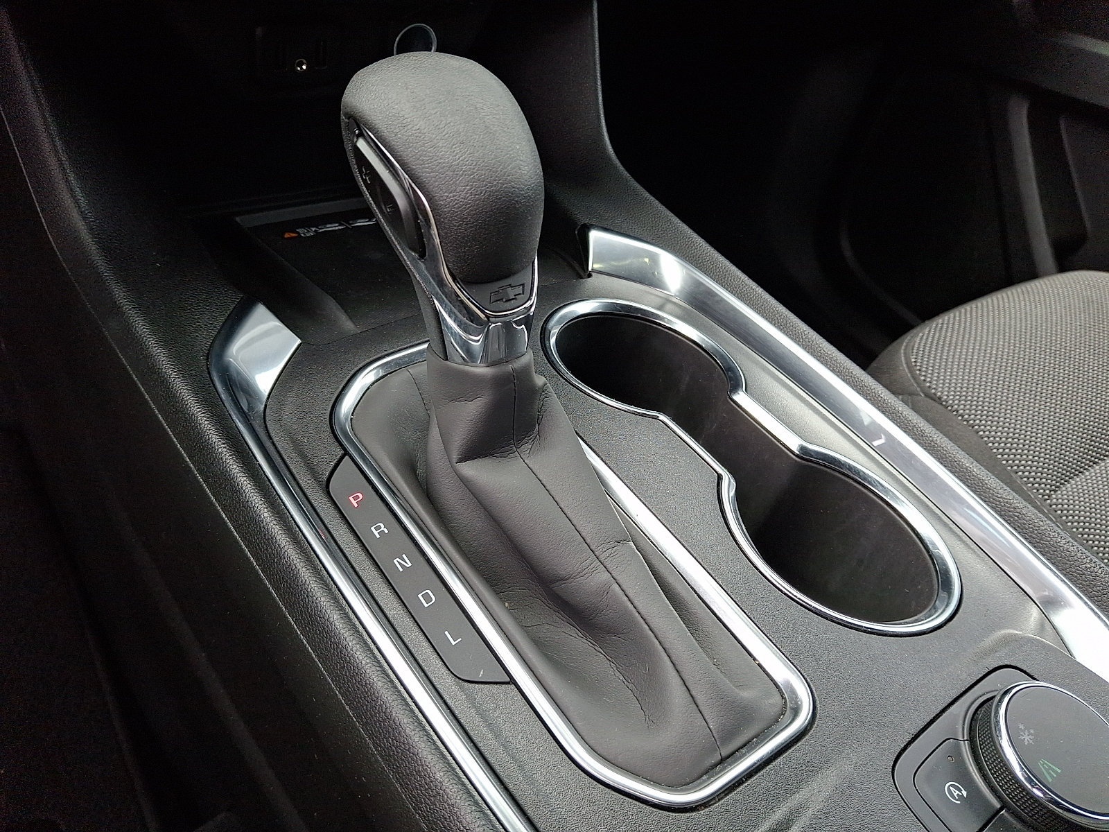 Certified 2023 Chevrolet Traverse LT FWD image 16