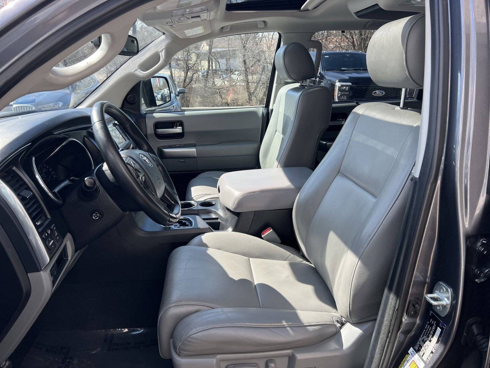 Used 2020 Toyota Sequoia Limited w/ Safety & Convenience Package image 13