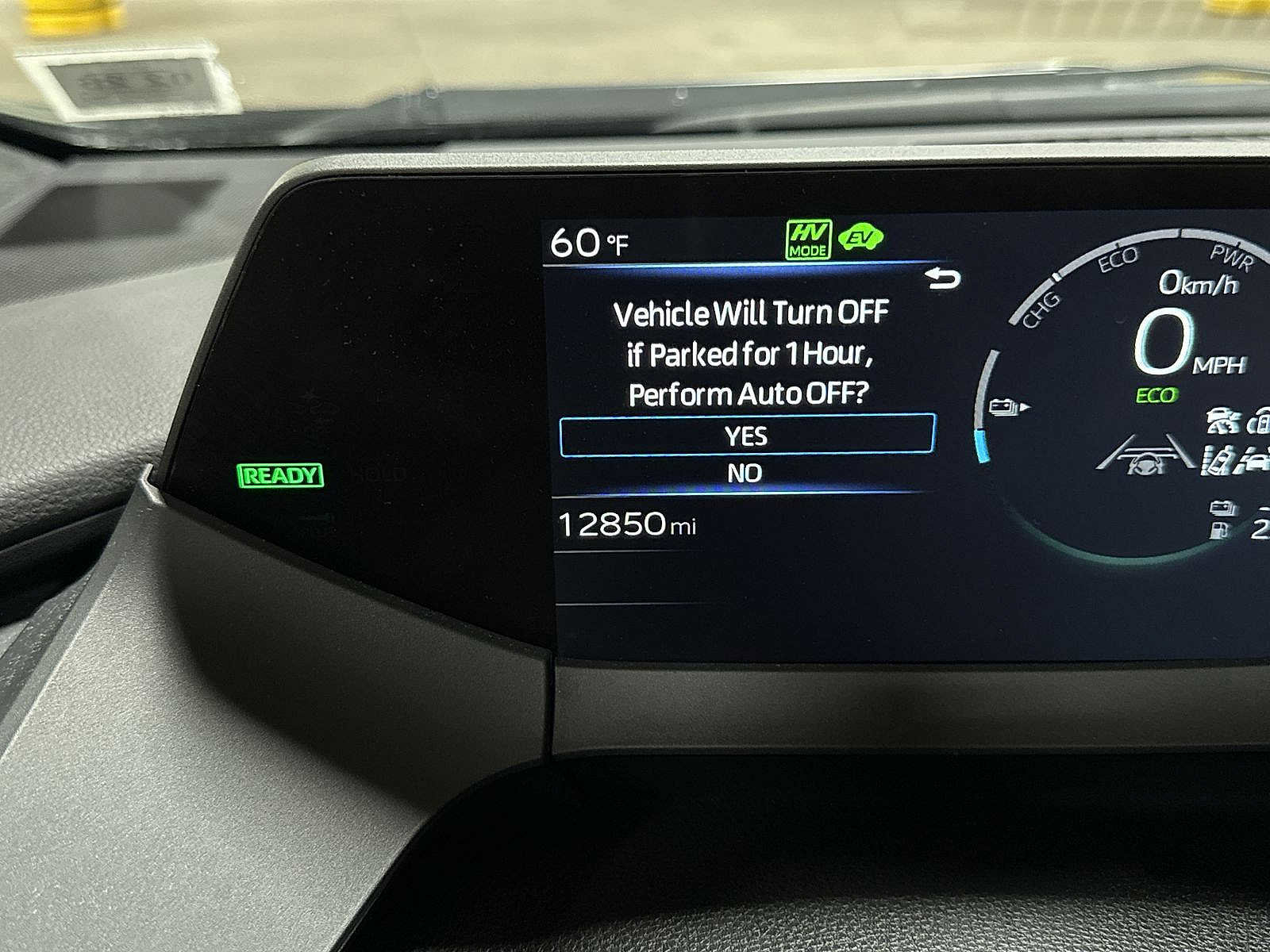 Used 2024 Toyota Prius Prime SE FWD image 19