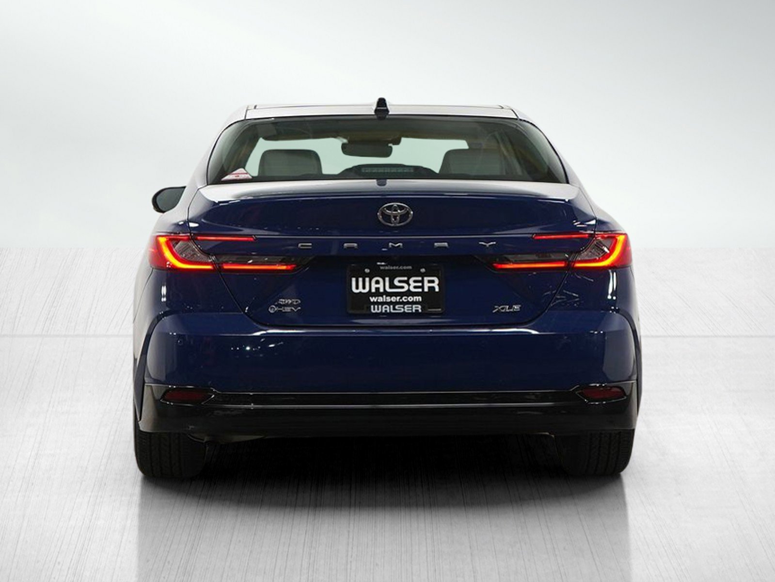 Used 2025 Toyota Camry XLE image 4