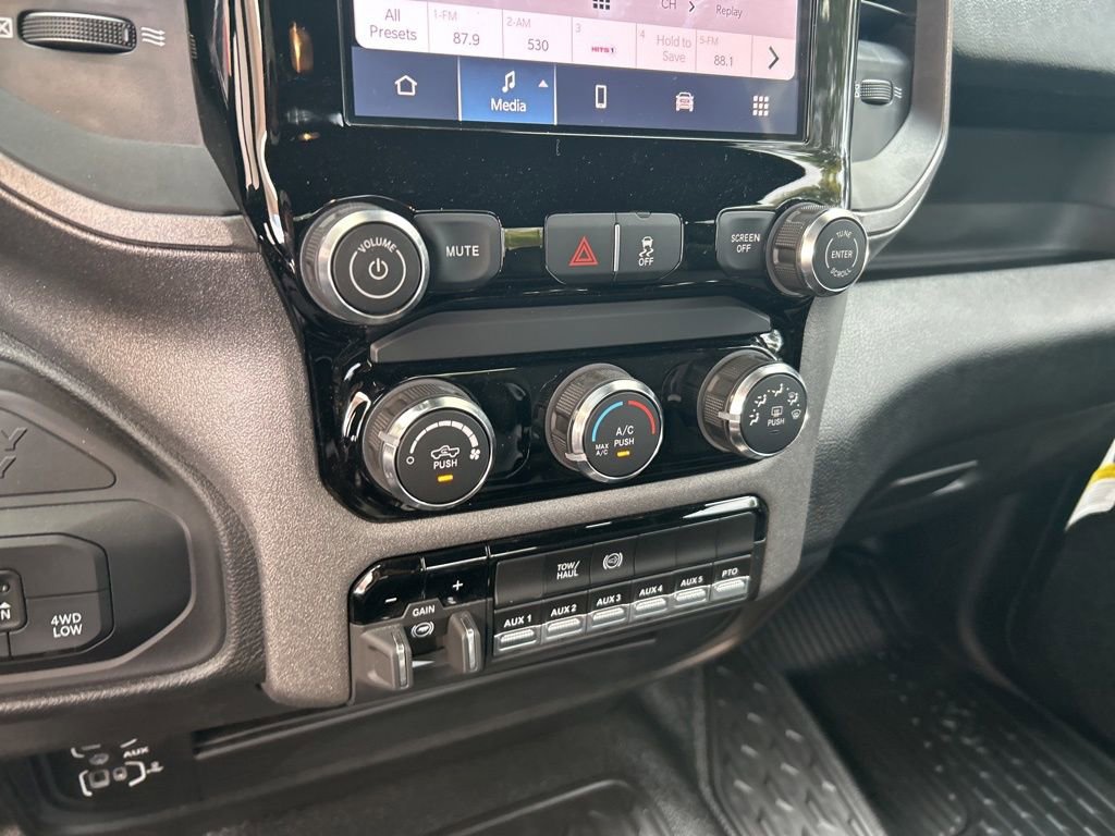 Used 2025 RAM 5500 Tradesman image 29