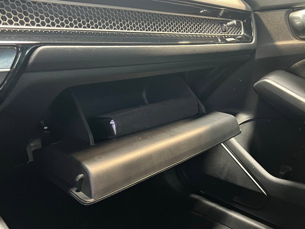 Used 2025 Honda Civic Sport image 28