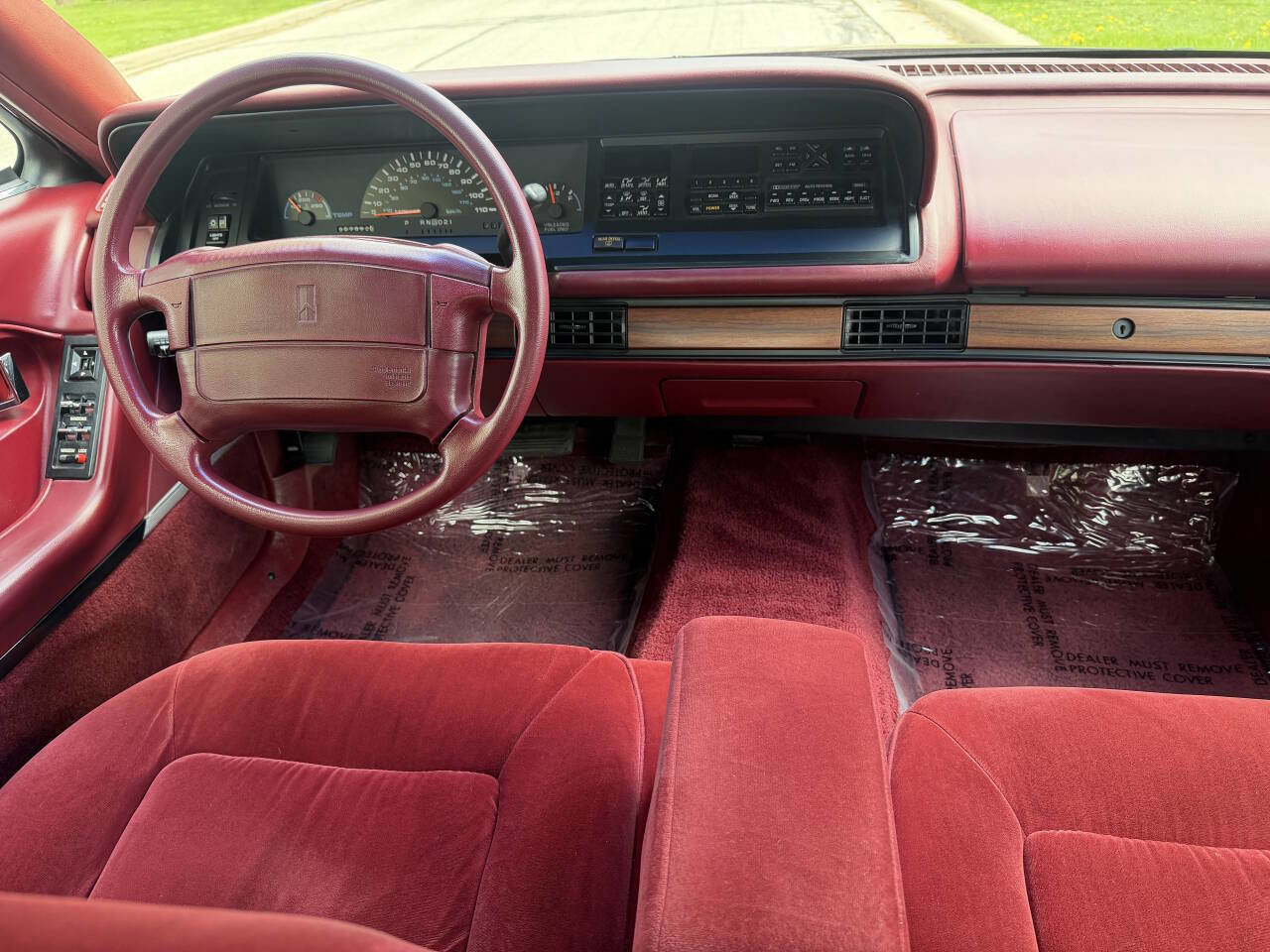 Used 1992 Oldsmobile 88 Royale LS FWD image 16