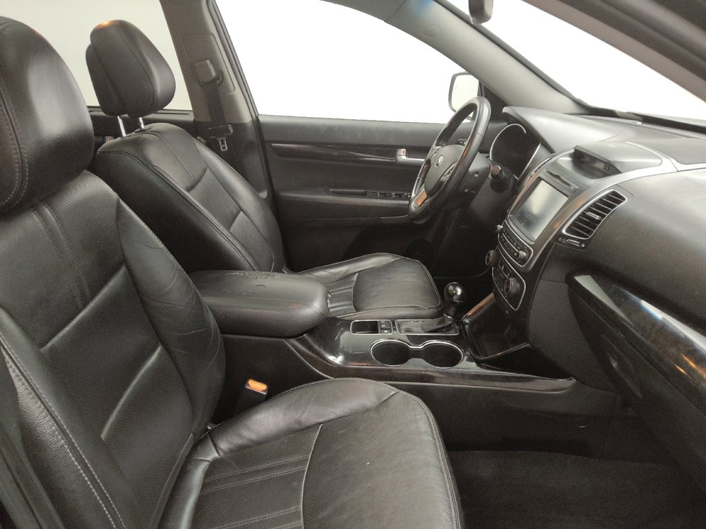 Used 2015 Kia Sorento EX w/ EX V6 Touring Package image 21