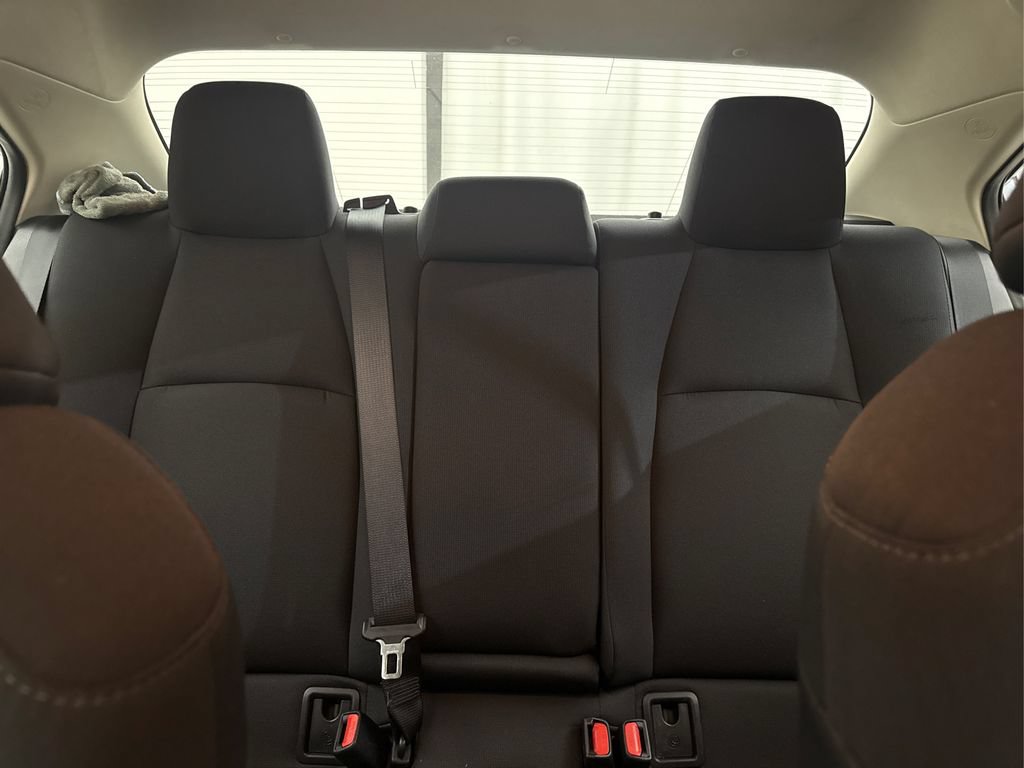 Used 2022 Toyota Corolla LE FWD image 32