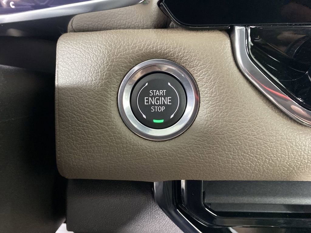 New 2026 GMC Canyon Denali image 19