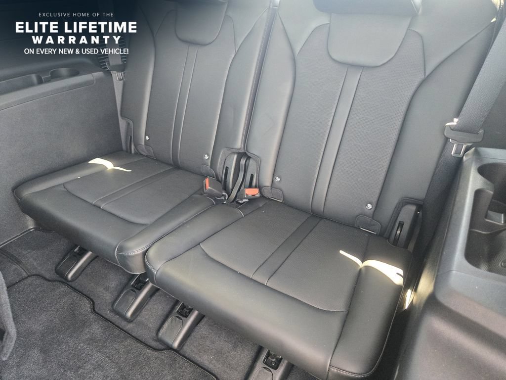 Certified 2025 Kia Sorento EX w/ Panoramic Sunroof Package AWD/4WD image 30