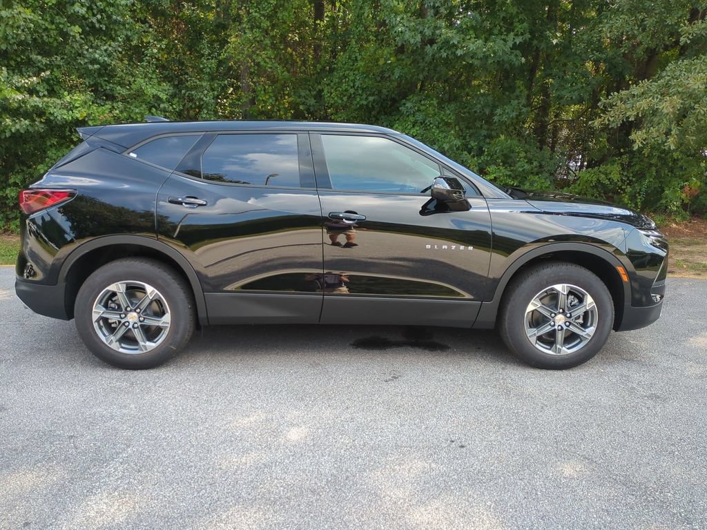 New 2026 Chevrolet Blazer LT FWD image 3
