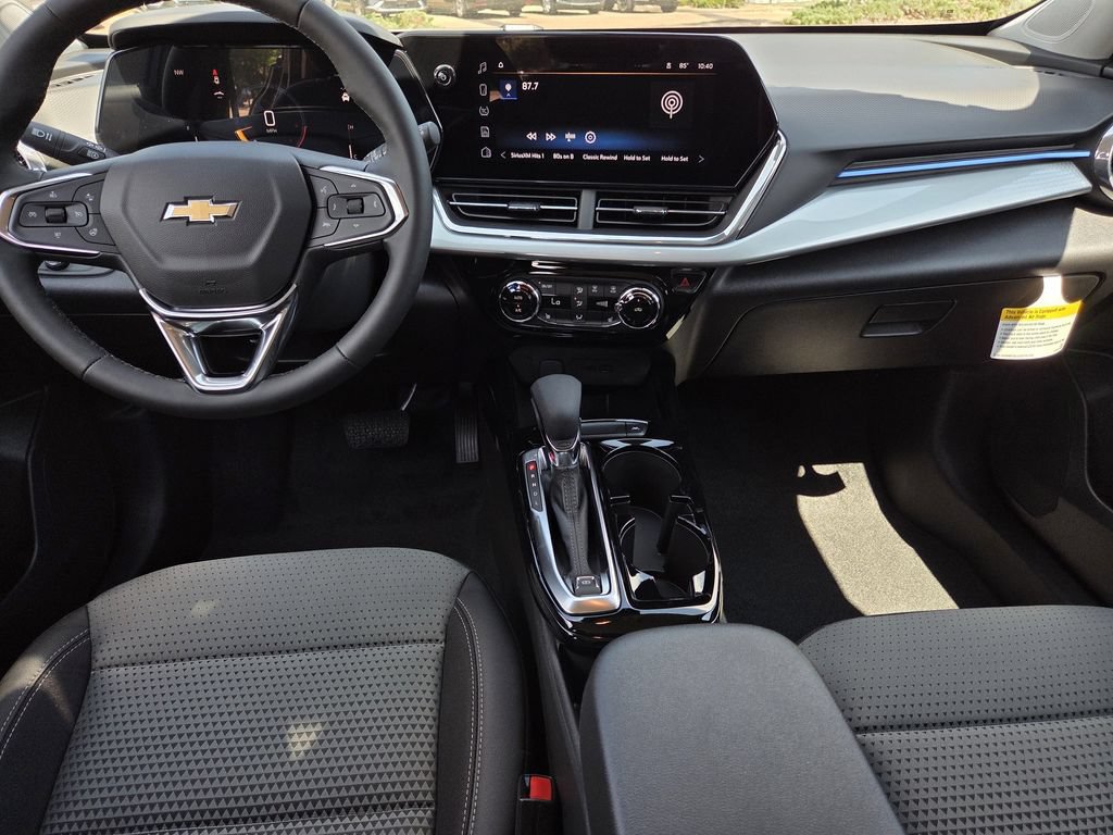 New 2026 Chevrolet Trax LT w/ Driver Confidence Package FWD image 9
