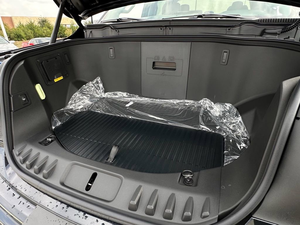 New 2025 Ford F150 Lightning Flash image 75