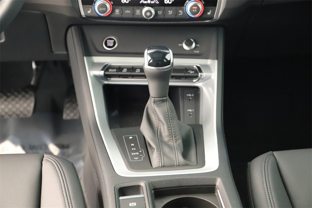 New 2025 Audi Q3 2.0T Premium image 21