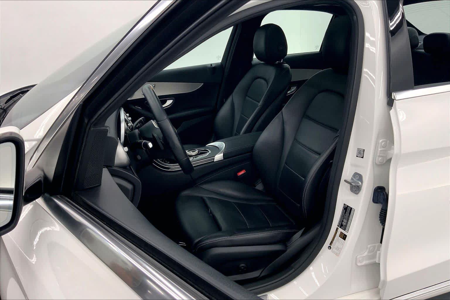 Used 2019 Mercedes-Benz C 300 Sedan image 21