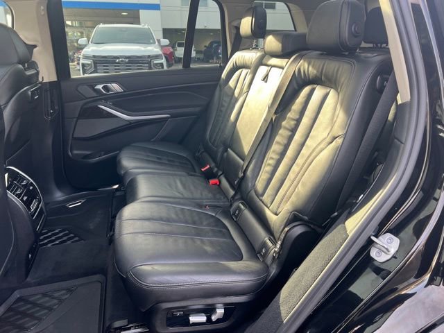 Used 2021 BMW X7 xDrive40i w/ Premium Package image 22