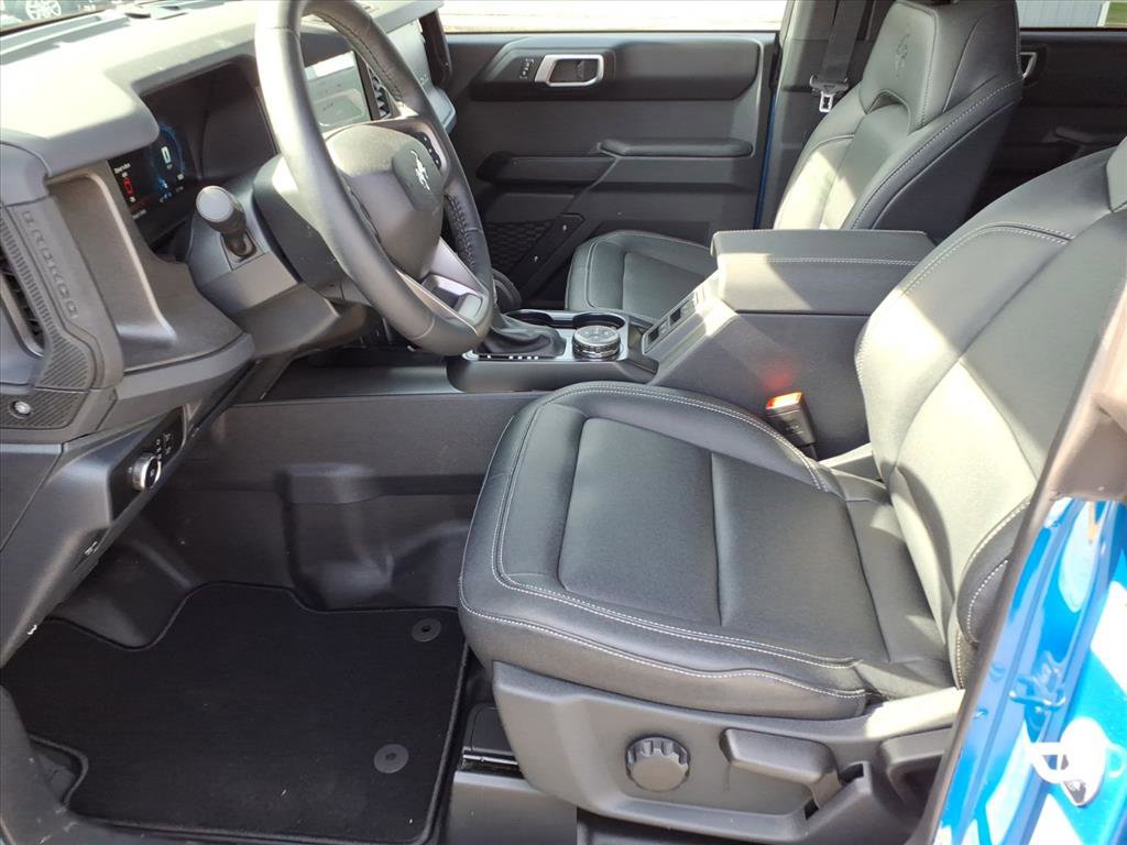 New 2026 Ford Bronco Badlands w/ Sasquatch Package image 3