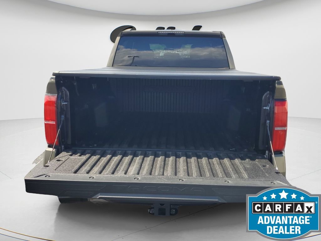 Used 2025 Toyota Tacoma TRD Off-Road image 13