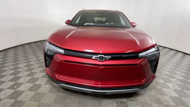 Used 2024 Chevrolet Blazer EV LT AWD/4WD image 12