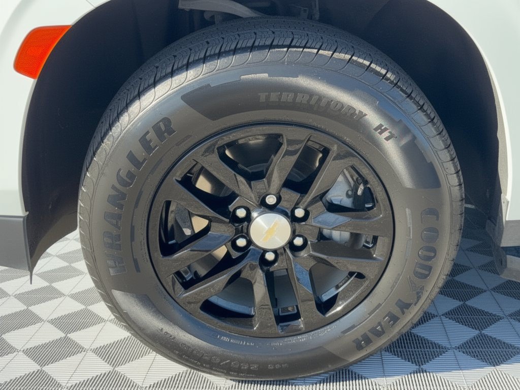Certified 2023 Chevrolet Tahoe LS RWD image 13