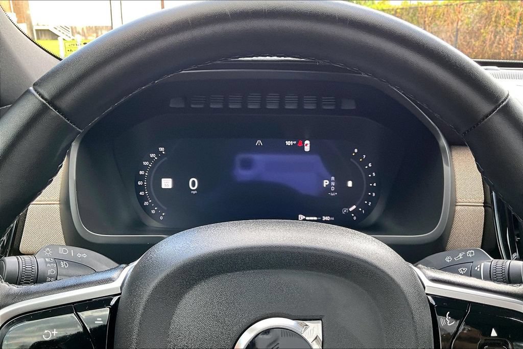 Certified 2026 Volvo XC90 B6 Plus AWD/4WD image 29
