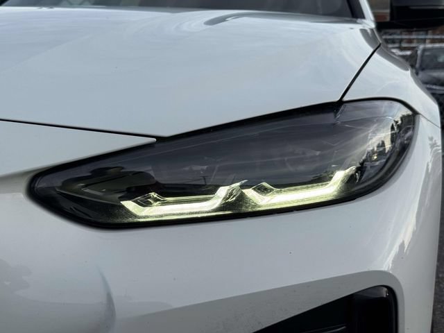 Used 2023 BMW 430i Gran Coupe w/ M Sport Package RWD image 13