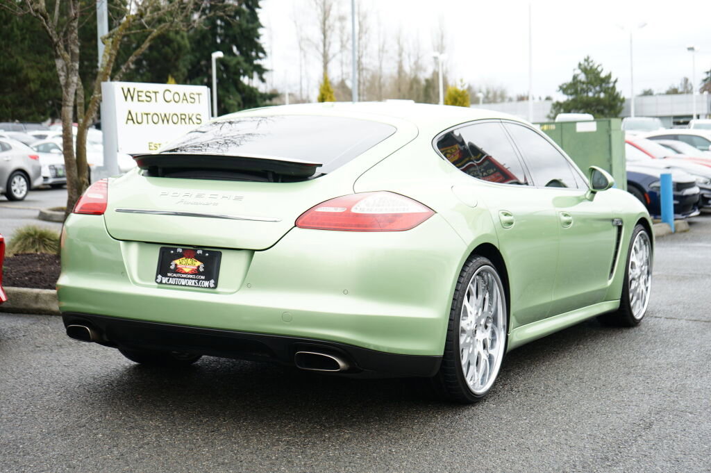 Used 2011 Porsche Panamera 4 image 6