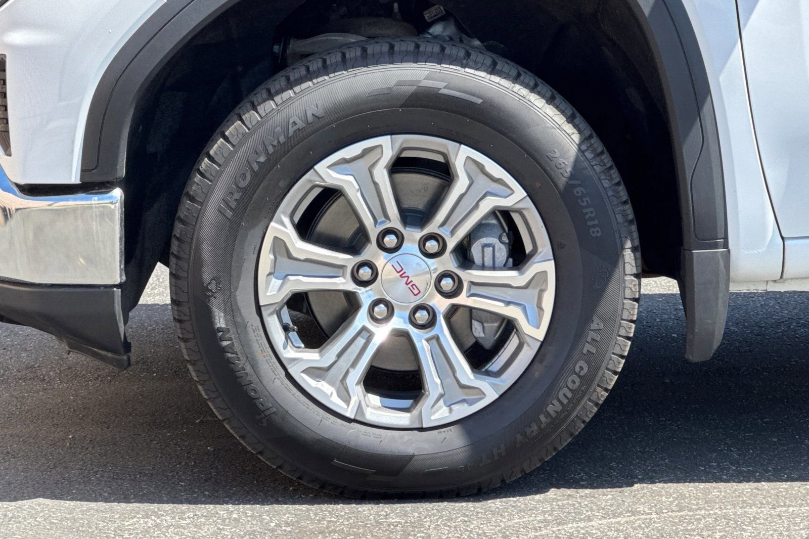 Certified 2025 GMC Sierra 1500 SLT RWD image 26