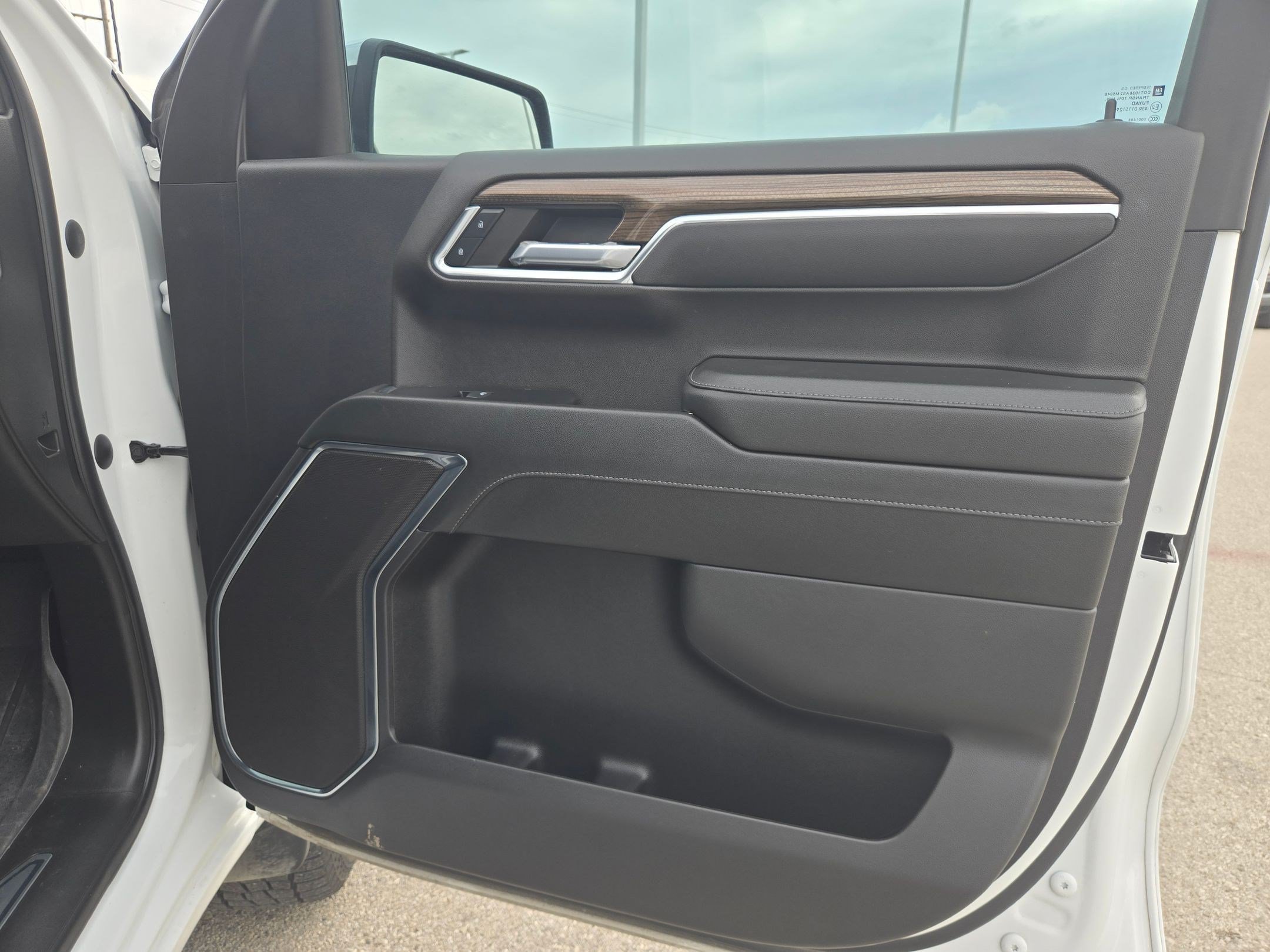 Used 2023 Chevrolet Silverado 1500 LT RWD image 26