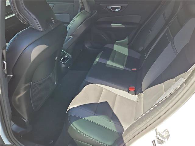 Used 2020 Volvo S60 T5 R-Design FWD image 20