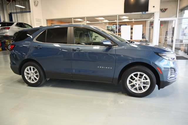 Used 2024 Chevrolet Equinox LT w/ LPO, Floor Liner Package AWD/4WD image 4
