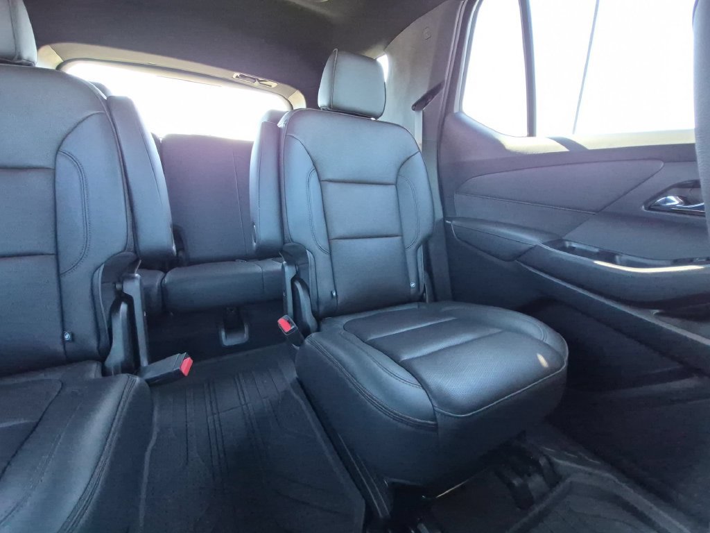 Certified 2022 Chevrolet Traverse High Country w/ LPO, Floor Liner Package FWD image 7