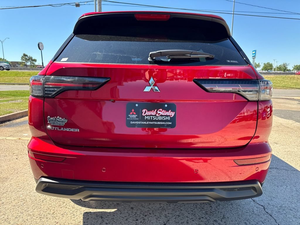 New 2026 Mitsubishi Outlander ES AWD/4WD image 5
