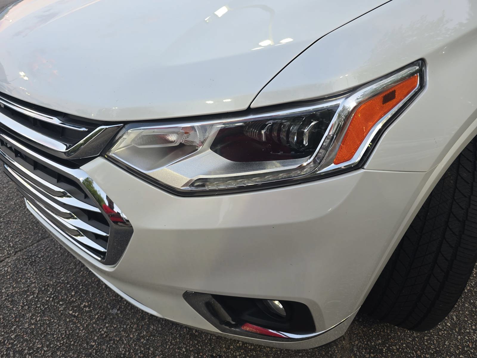 Used 2019 Chevrolet Traverse High Country AWD/4WD image 32