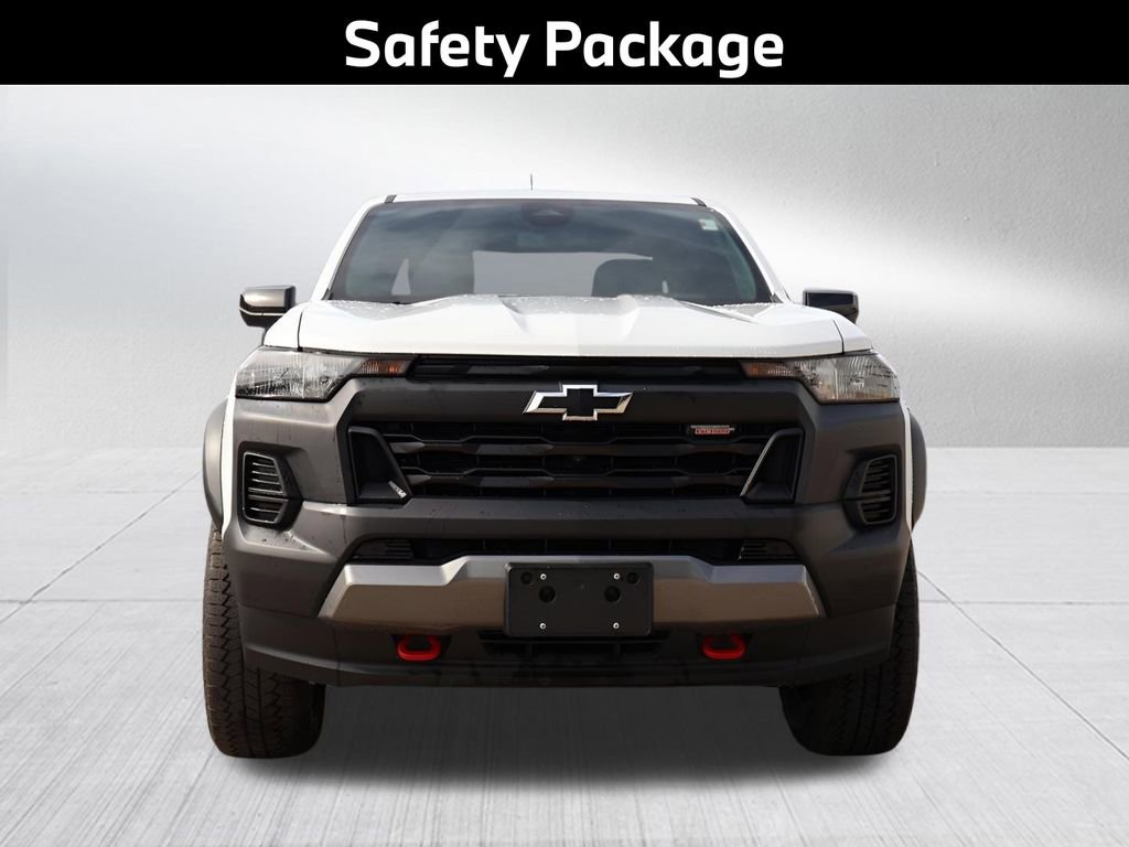 Used 2024 Chevrolet Colorado Trail Boss w/ Technology Package image 4