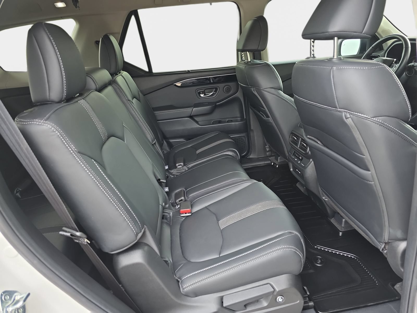 Certified 2025 Honda Pilot EX-L image 11