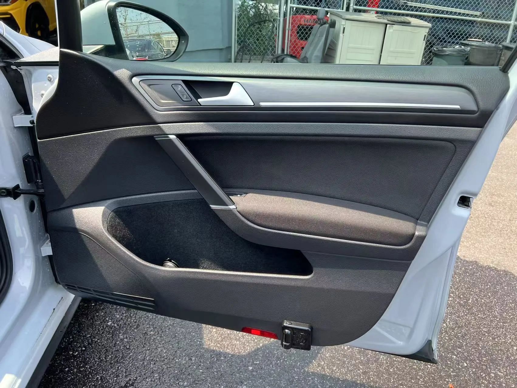 Used 2018 Volkswagen GTI S image 18