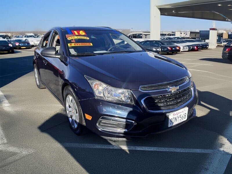 Used 2016 Chevrolet Cruze LS FWD image 11