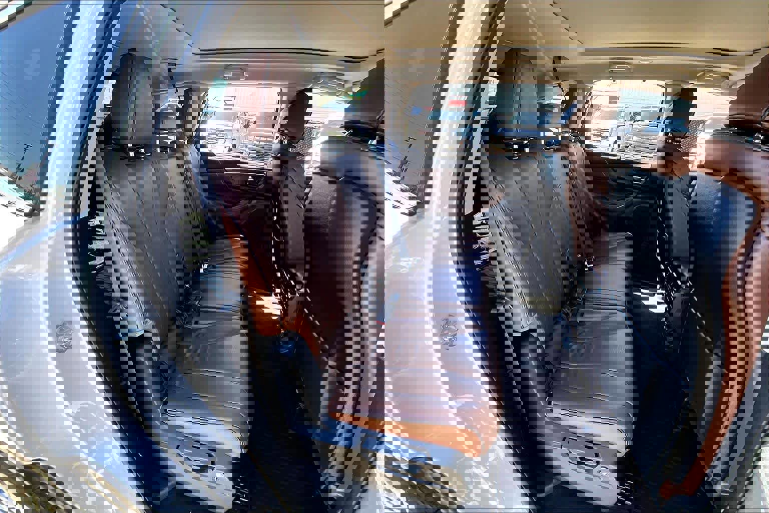 Used 2023 Acura MDX SH-AWD w/ Advance Package image 20