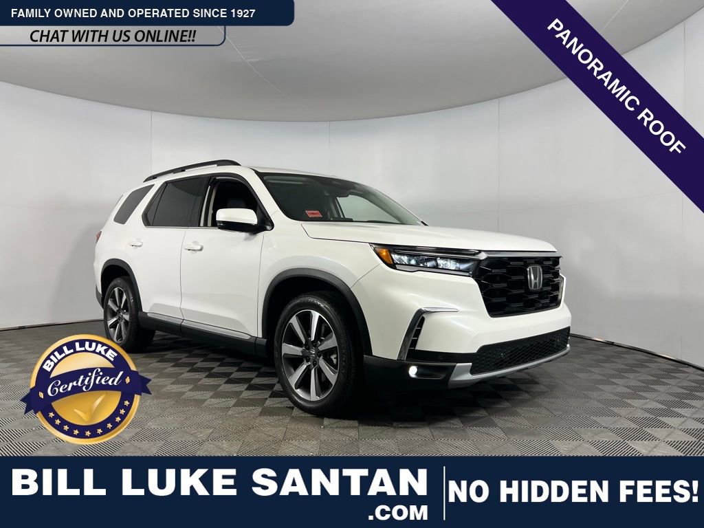 Used 2024 Honda Pilot Touring image 1