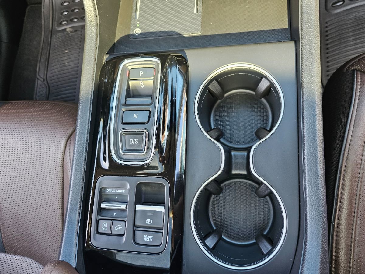 Used 2023 Honda Pilot Elite image 13