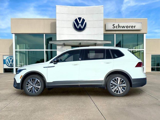 Used 2024 Volkswagen Tiguan Wolfsburg Edition image 2