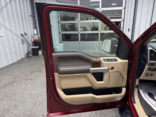 Used 2018 Ford F150 Lariat w/ Equipment Group 502A Luxury image 7